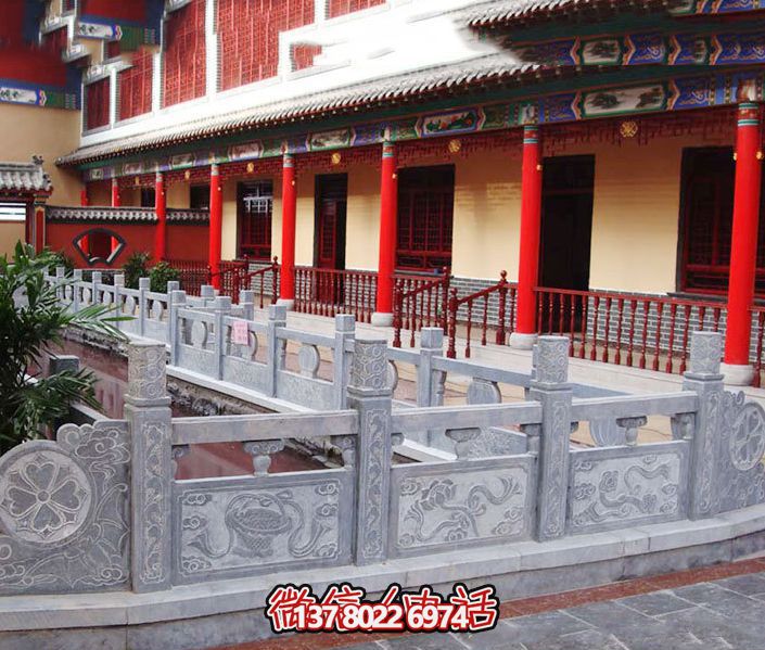 游覽大理，感受古老石欄桿的魅力