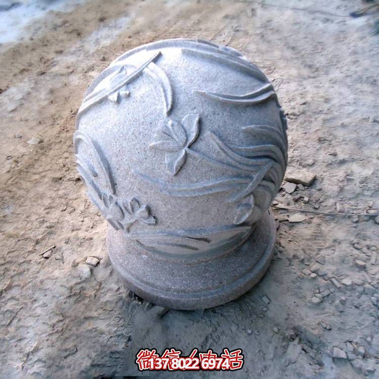 大理石浮雕雕塑，給公園景觀增添美感