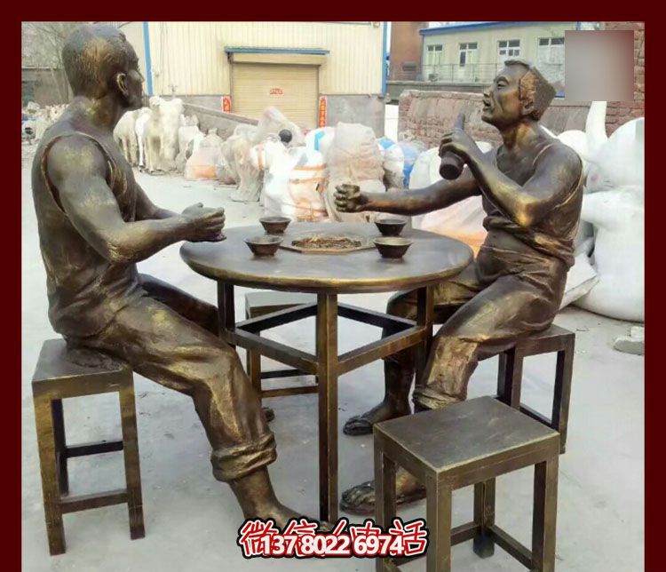 傳承文化，融入雕塑，銅雕人物給你一個(gè)古典的庭院別墅