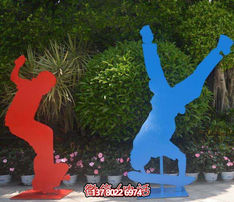 不銹鋼滑板雕塑，挑戰(zhàn)高難度運(yùn)動