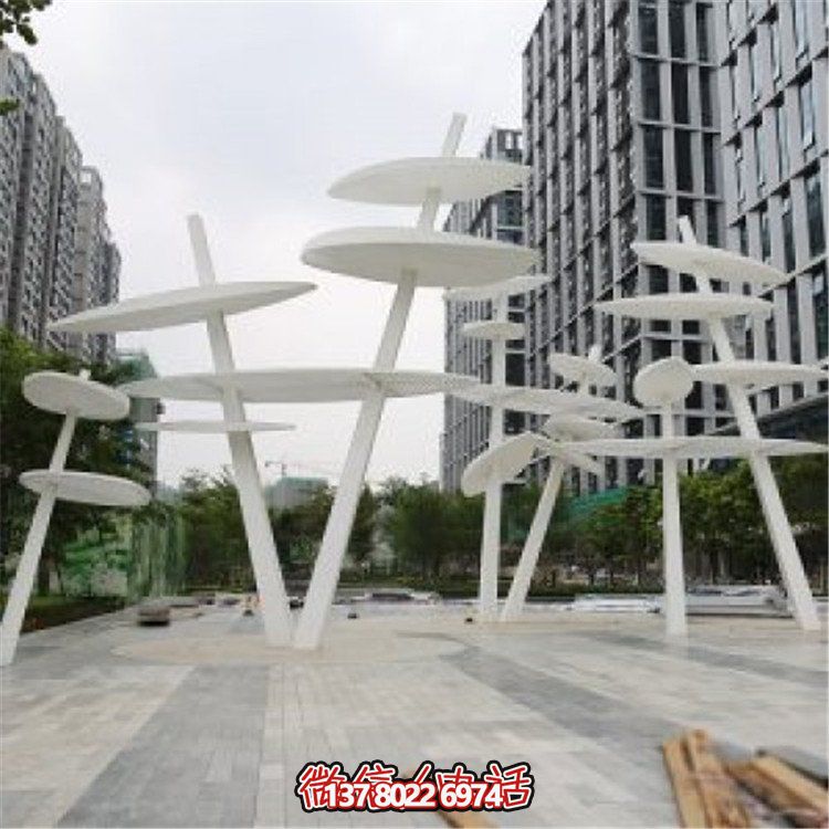 不銹鋼大型樹(shù)葉雕塑，為你的戶外景觀創(chuàng)造獨(dú)特的創(chuàng)意