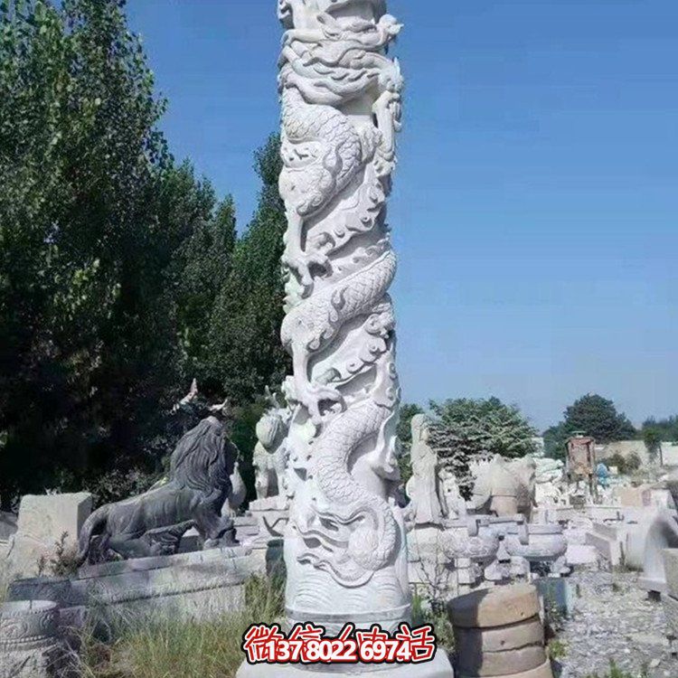 仿古石雕龍柱雕塑，為廣場(chǎng)增添古典魅力