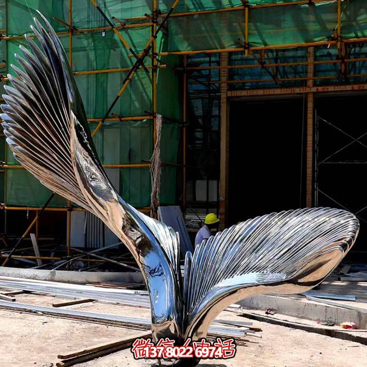 現(xiàn)代風格不銹鋼噴泉擺件，創(chuàng)造完美的戶外水景