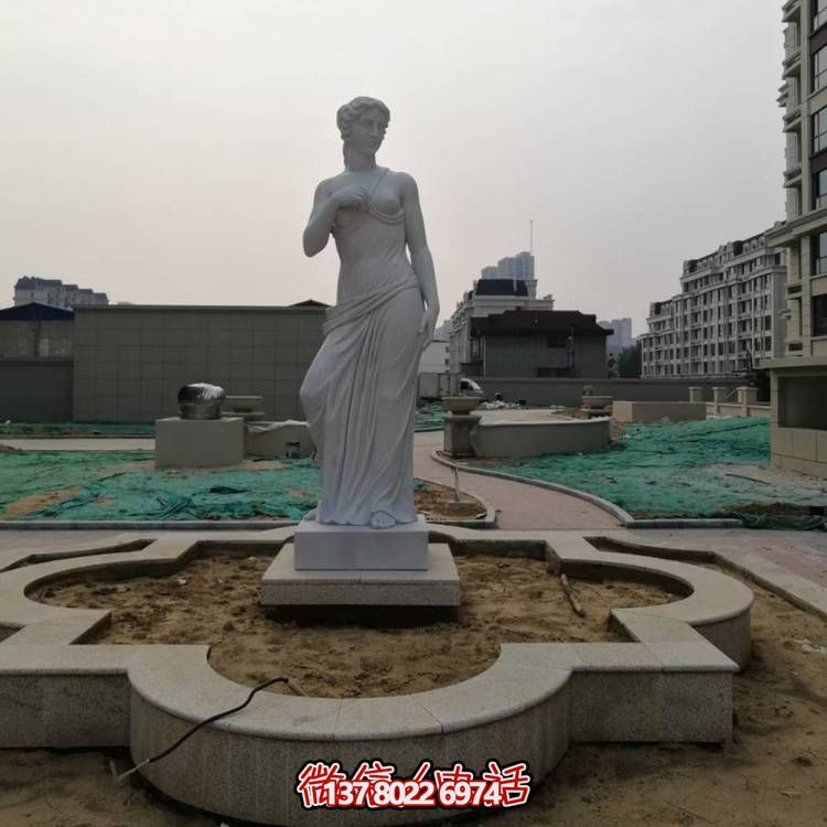 西方大理石雕像，浮雕人物裝飾街道