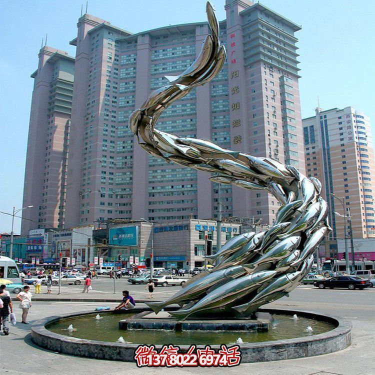 大型水景觀雕塑，螺旋游水魚(yú)群擺放