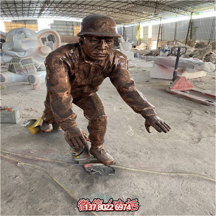 仿銅材質(zhì)玻璃鋼戶(hù)外景區(qū)人物景觀雕塑