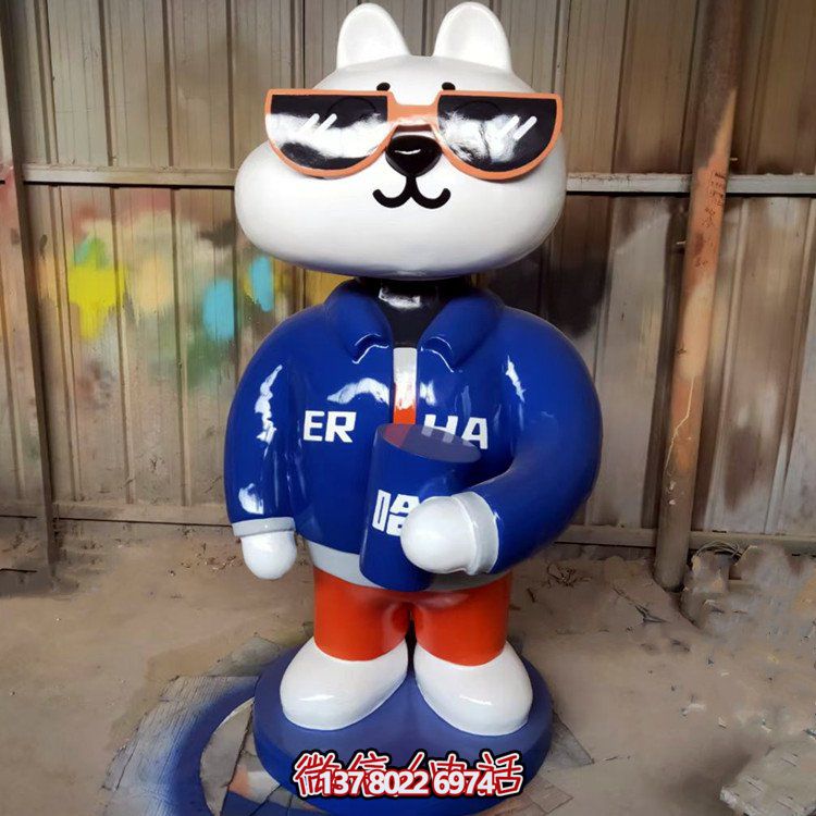 藝術(shù)玻璃鋼彩繪動物雕塑——讓商場、網(wǎng)店、紅店變身藝術(shù)館