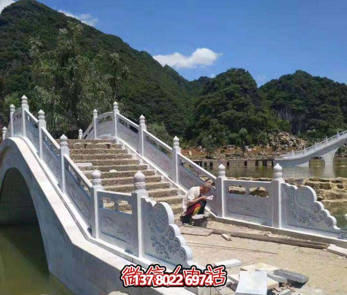 石拱橋，精美漢白玉欄桿，美景美景