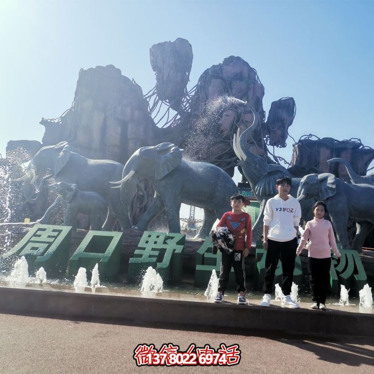 美麗的戶外玻璃鋼雕塑，引領(lǐng)景觀主題