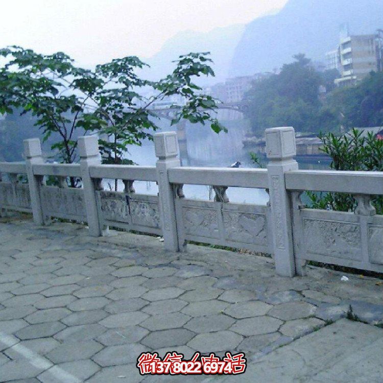 品質(zhì)精良的大理石欄桿、欄板及雕塑，締造美麗景觀