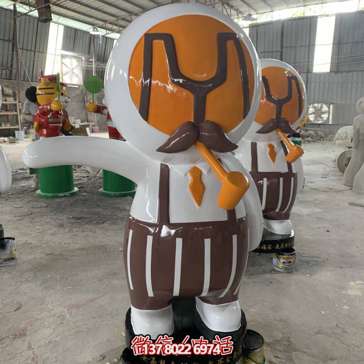 玻璃鋼卡通人物雕塑，裝點商場室內(nèi)