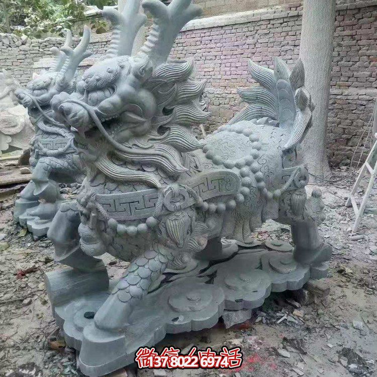 青石麒麟，吉祥神獸石雕