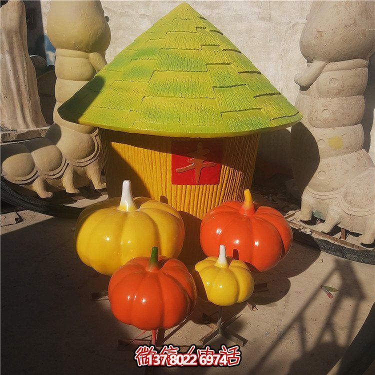 農(nóng)場(chǎng)擺放玻璃鋼噴漆豐收南瓜景觀(guān)雕塑