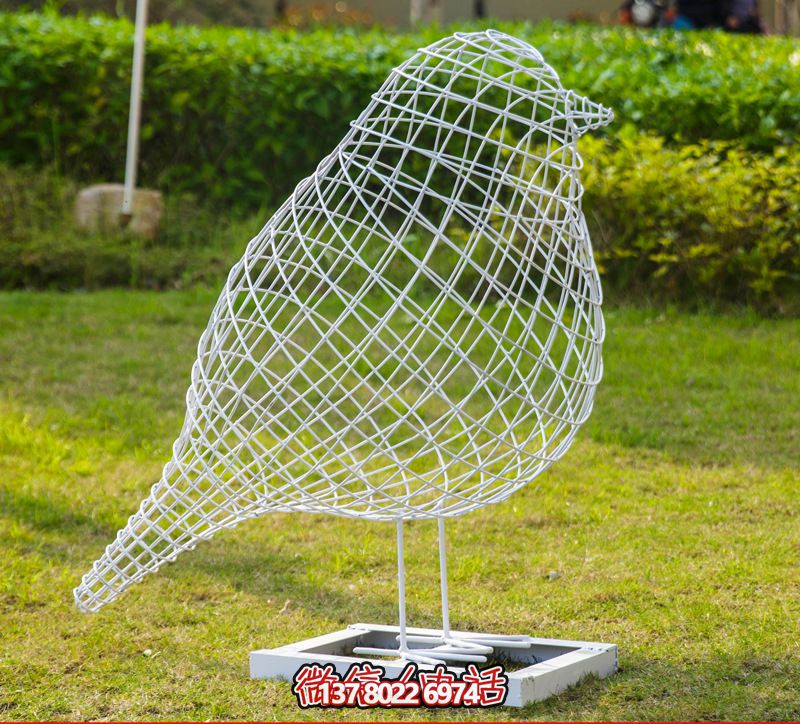 公園不銹鋼鏤空創(chuàng)意戶外大型小鳥(niǎo)雕塑